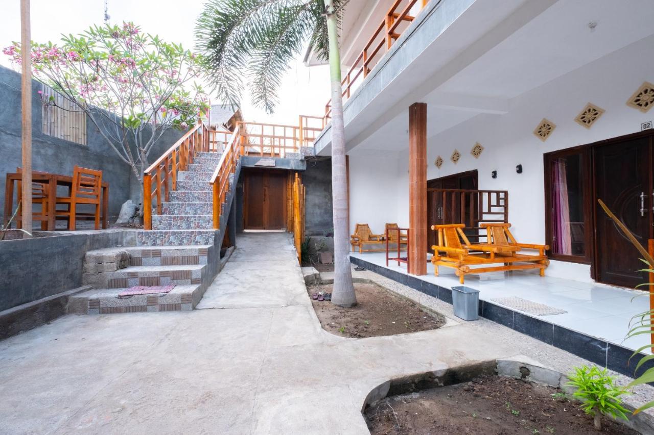 Maringo Cottage Gili Trawangan Exterior photo