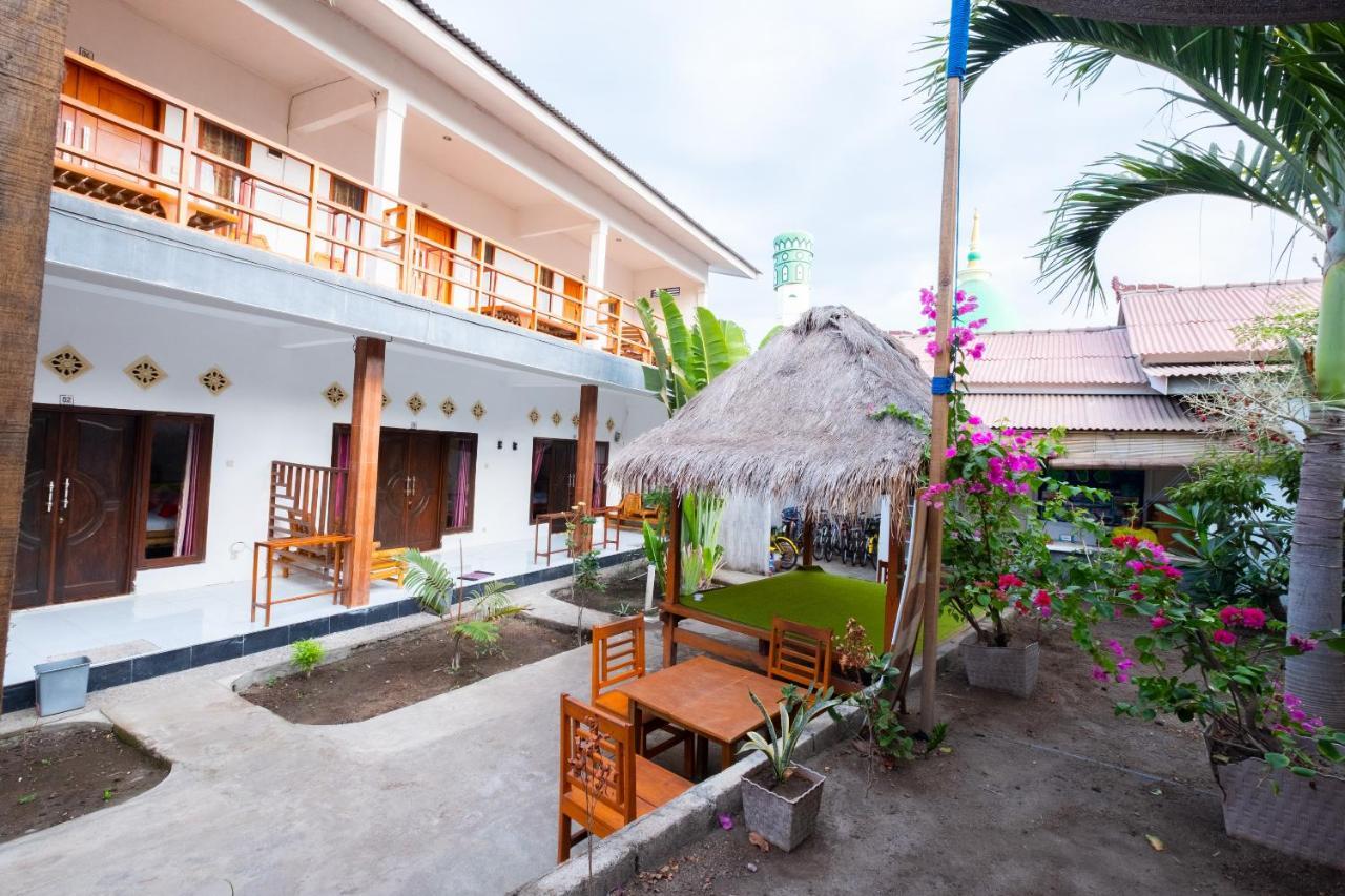 Maringo Cottage Gili Trawangan Exterior photo